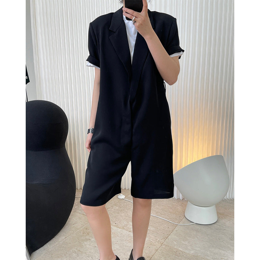 Simple Suit-style Turn-over Collar Waistband Jumpsuit Wide-leg Crisp Loose Shorts Women