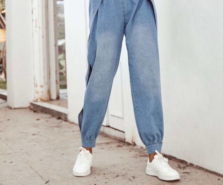 Side slit leg jeans