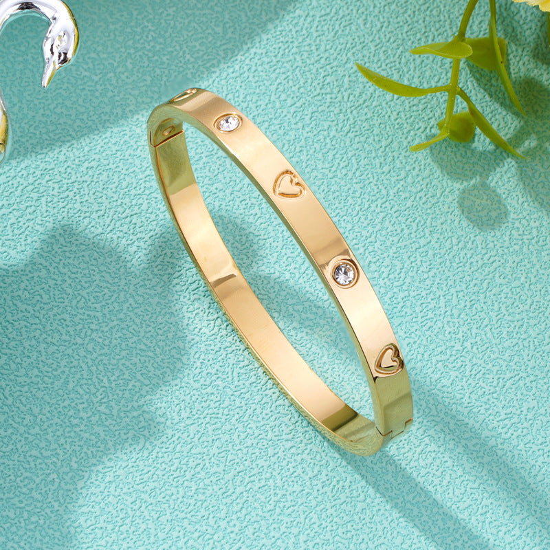 Personalized Peach Heart Buckle Stainless Steel Bracelet