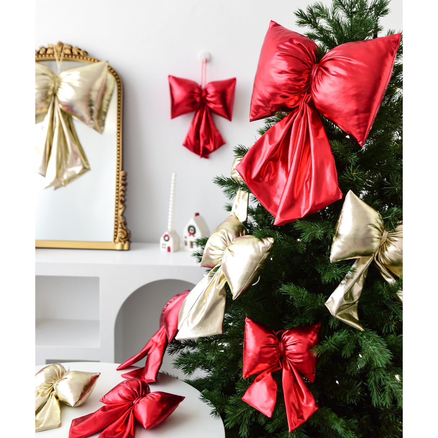 Christmas Decorative Bowknot Scene Layout