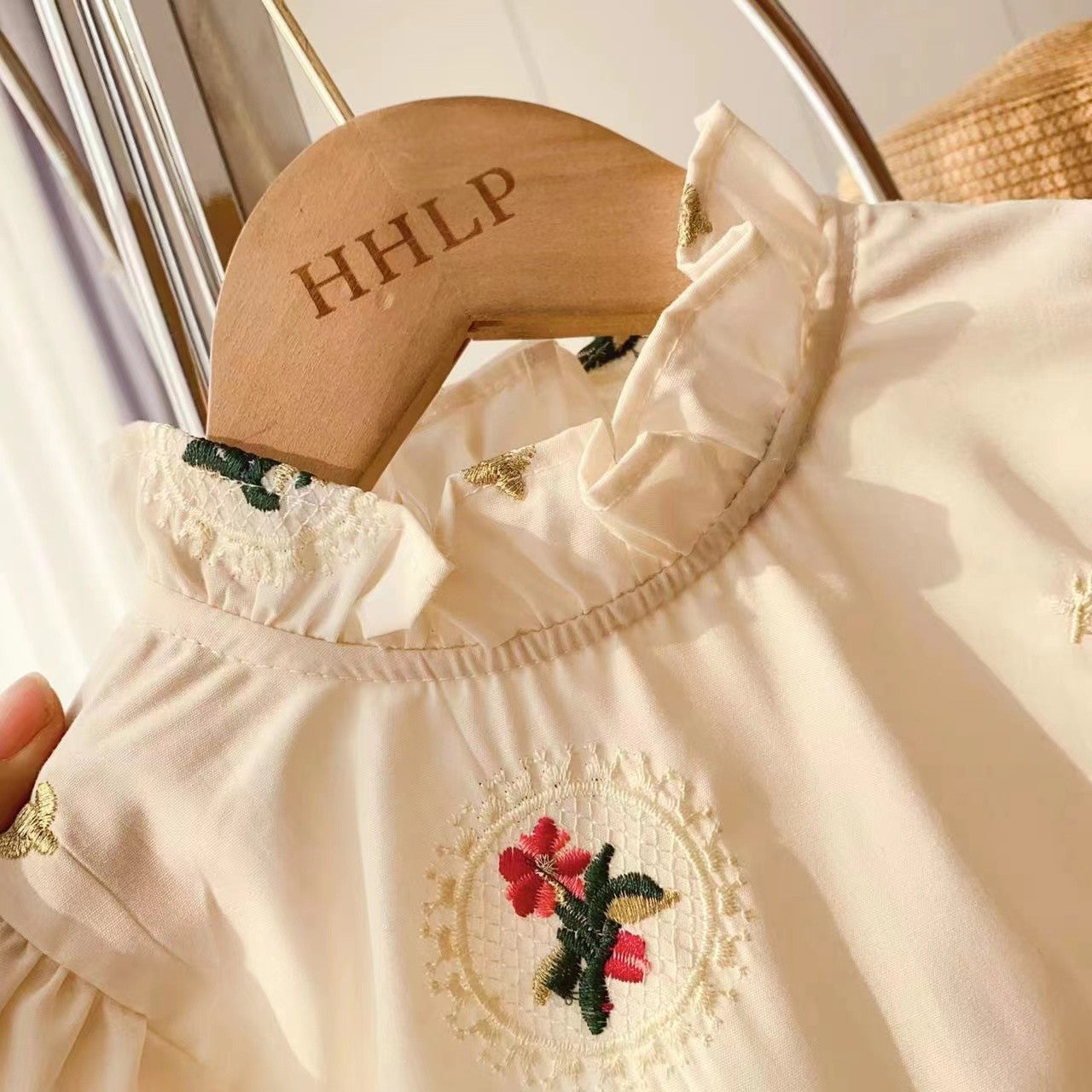 New Girls Flower Embroidery Complex Dress