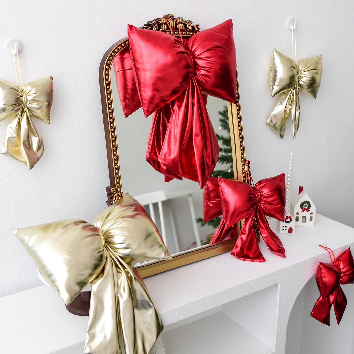 Christmas Decorative Bowknot Scene Layout