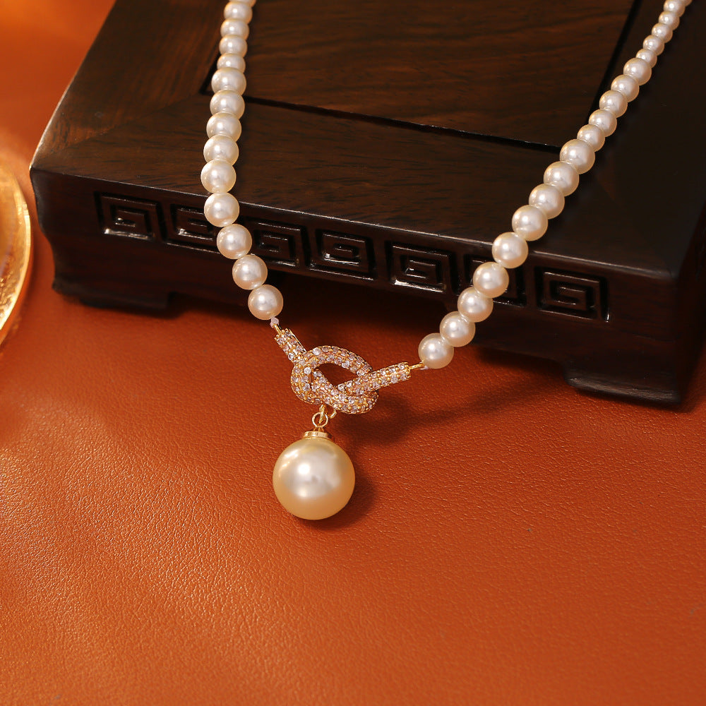 Affordable Luxury Fashion Knotted Pearl Pendant Necklace